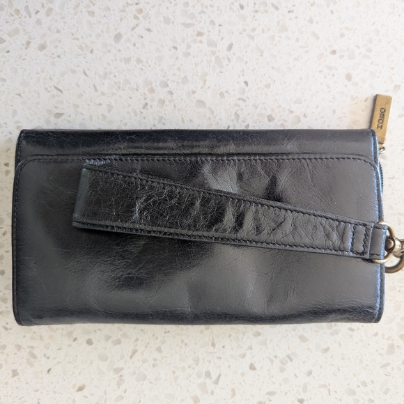 Black Leather HOBO Wallet Wristlette - Picture 6 of 11
